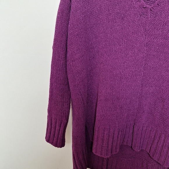 Show Me Your Mumu Hug Me Oversized V Neck Sweater in Purple Ultraviolet Knit - Picture 5 of 10